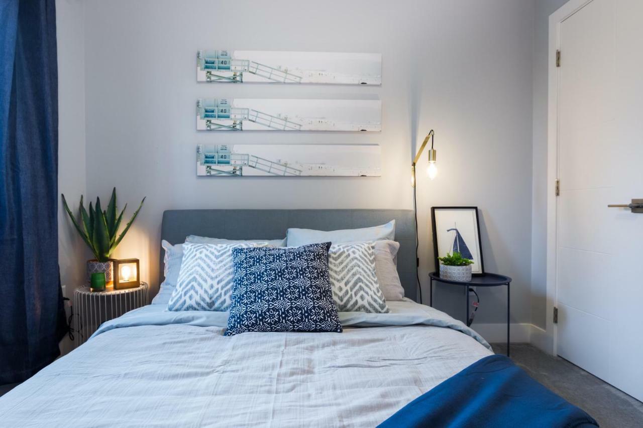 Contemporary Farmhouse Haven: Extended Stay with Modern Comforts Edmonton Exterior photo